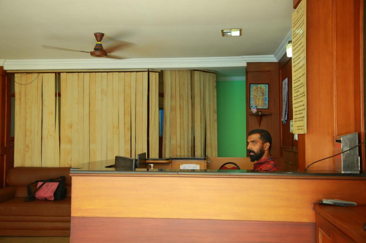 Kalathil Tourist Home Kunnamkulam 외부 사진