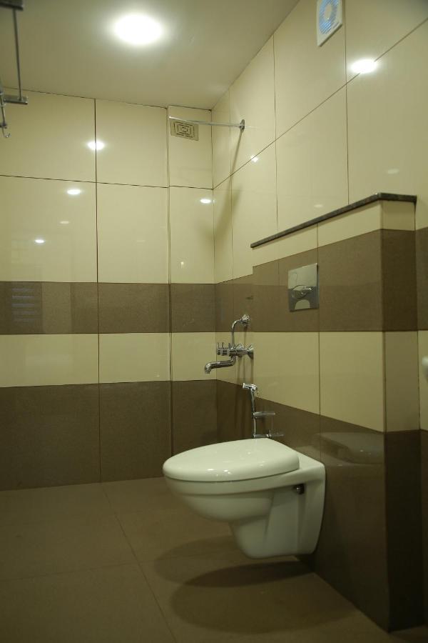 Kalathil Tourist Home Kunnamkulam 외부 사진