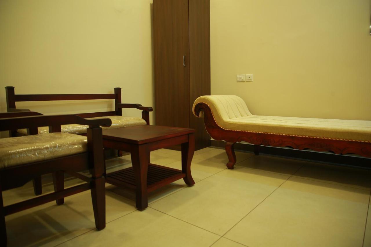 Kalathil Tourist Home Kunnamkulam 외부 사진